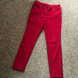 Chicos so slimming red pants size 0 short